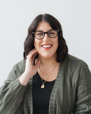 Photo of Lauren Dalicandro, Licensed Clinical Professional Counselor, LCPC