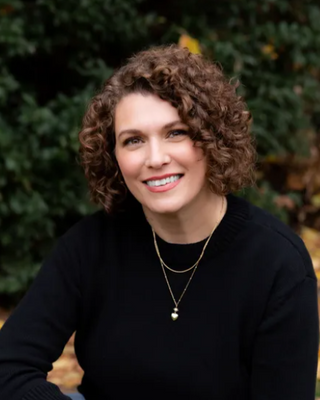 Photo of Natalie Raby, Registered Psychotherapist