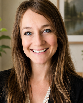 Photo of Elena Bursch, Clinical Social Work/Therapist, MSW, LICSW