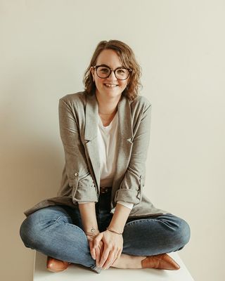 Photo of Amanda Snell, Counsellor, RTC, RCRT