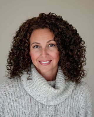 Photo of Erin Allan, Marriage & Family Therapist Associate, MFTA