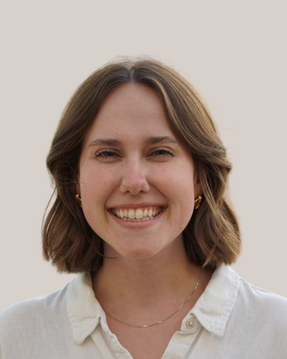 Photo of Elizabeth Prowten, Marriage & Family Therapist Associate, AMFT, APCC