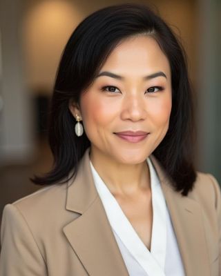 Photo of Dr. Talee Vang, Psychologist, PsyD, LP