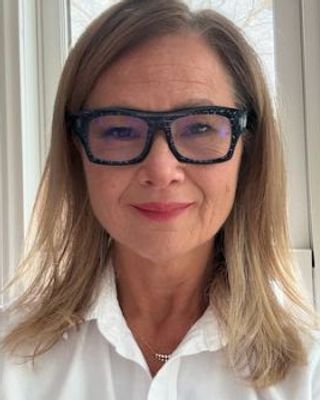 Photo of Dr. Sumi Dolben, Psychiatric Nurse Practitioner, PMHNP, PhD