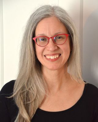 Photo of Amy Richards, Registered Social Worker, RSW, MSW, MEd, BCom