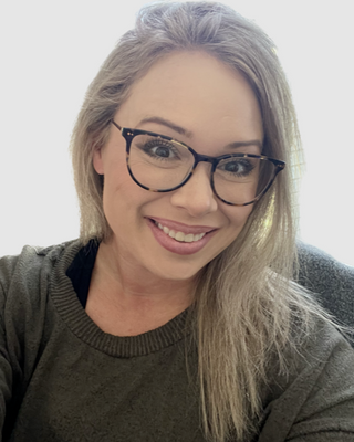 Photo of Lauren Milligan, Clinical Social Work/Therapist, LCSW