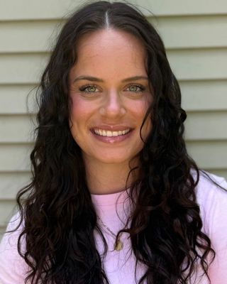 Photo of Natalie Champagne, Clinical Social Work/Therapist, MSW, LCSW