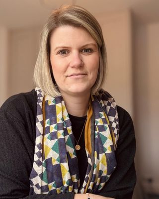 Photo of Amelia Cooper, Psychotherapist, MBABCP