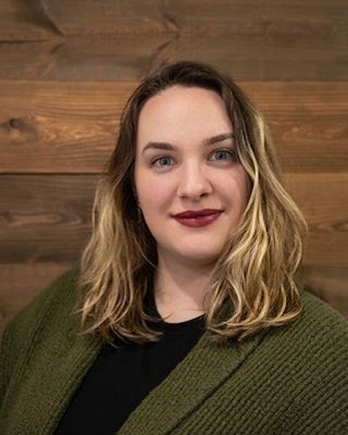 Photo of Nicole Ward, Licensed Associate Professional Counselor