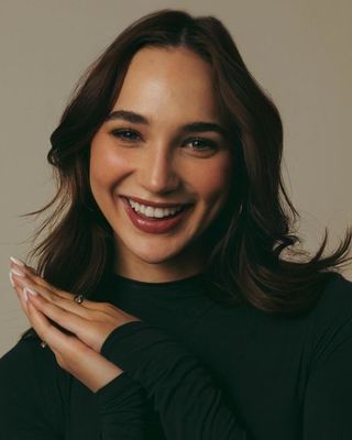 Photo of Alice Mendelev, Pre-Licensed Professional, MACP