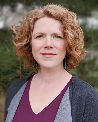 Photo of Lindsay Clarke, MA, ATR, RCAT, CCC, Art Therapist