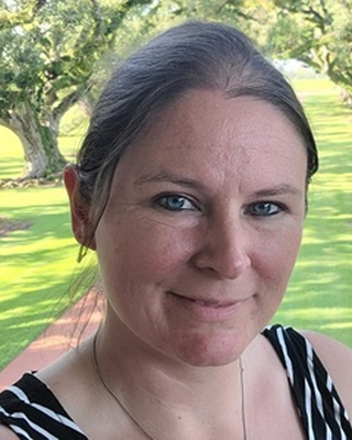 Photo of Leslie Zarker, Licensed Professional Counselor