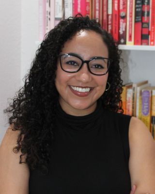 Photo of Alinne Butcher, Marriage & Family Therapist, LMFT