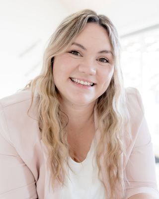 Photo of Kayla Shortt, Registered Social Worker