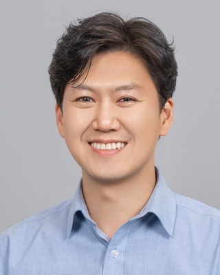 Photo of Dr. Minsu Kim, PhD, Psychologist