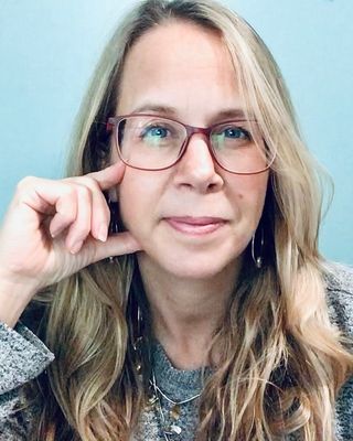 Photo of Erin Sprong Murrell, Marriage & Family Therapist, LMFT