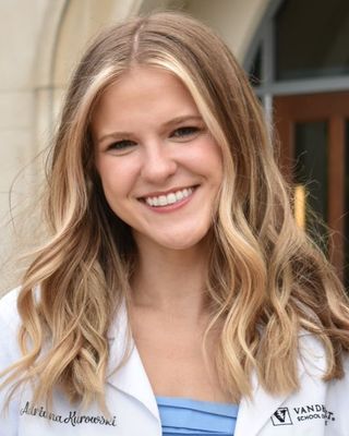 Photo of Adriana Beeson, Psychiatric Nurse Practitioner, MSN, PMHNP