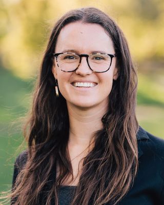 Photo of Emily Letts, Pre-Licensed Professional, MCMHC-I, intern