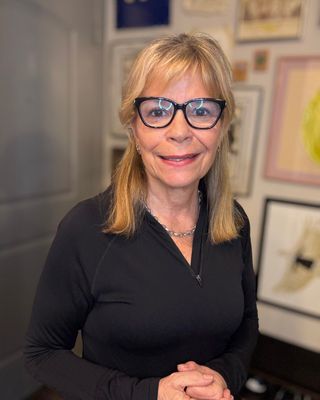 Photo of Laura Lucia, Marriage & Family Therapist, DMin, MA, LMFT, LPC