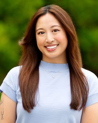 Photo of Elli Castro, Clinical Social Work/Therapist, MSW, LSW
