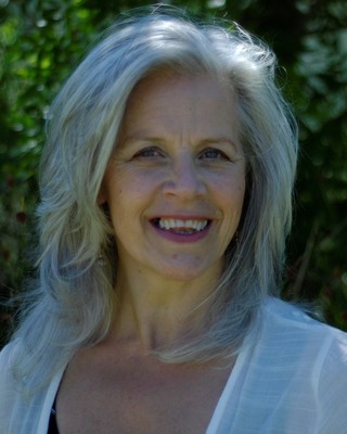 Photo of Elinor van Ommen, PsychD, MAPS, Psychologist
