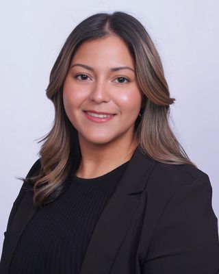 Photo of Edith Velez-Ruiz, Clinical Social Work/Therapist, MSW, LICSW