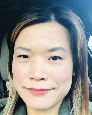 Photo of Dr. Tracy Poon, Psychologist, PsyD