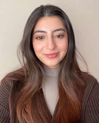 Image 25: Photo of Sarah Guarneri, MA, Pre-Licensed Professional