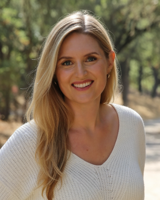 Photo of Zoë Hall, Marriage & Family Therapist, MA, LMFT, LPCC