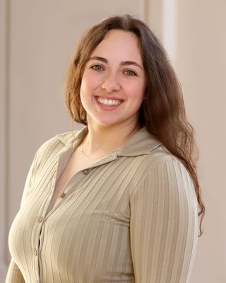 Photo of Amber Batres, Psychiatric Nurse Practitioner, MSN, PMHNP, BC