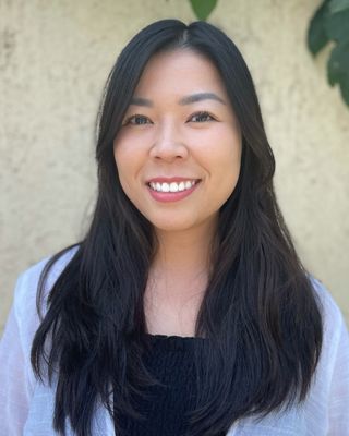 Photo of Ynin Pham-Methot, Clinical Social Work/Therapist in West Park, Irvine, CA