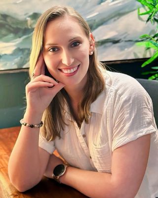 Photo of Elizabeth Romano, Counselor, LMHC, QS