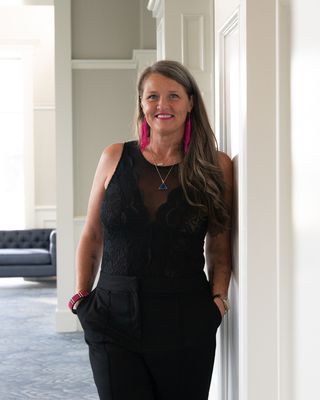 Photo of Dr. Liz Burkholder, Psychiatric Nurse Practitioner, PhD, PMHNP, FNP