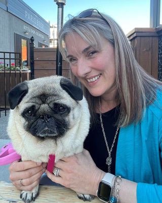 Photo of Kim Chapin, Registered Psychotherapist, RP, CYW, BA