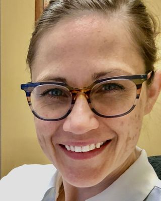 Photo of Alyson Lumos, Psychiatric Nurse Practitioner in Eugene, OR