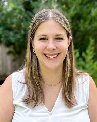 Photo of Lauren Linsmeier, Psychiatric Nurse Practitioner, MSN, PMHNP