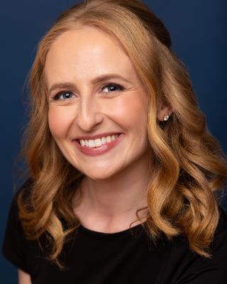 Photo of Julia LeVee, Marriage & Family Therapist Associate, MA