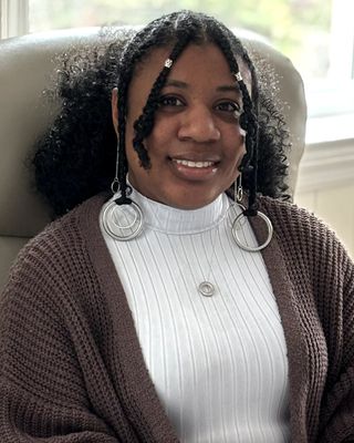 Photo of Nicole Washington, LMSW, CTP
