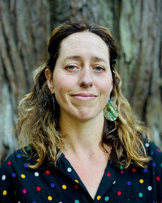Photo of Loren Richards Farese, Marriage & Family Therapist Associate, MA, AMFT, RYT