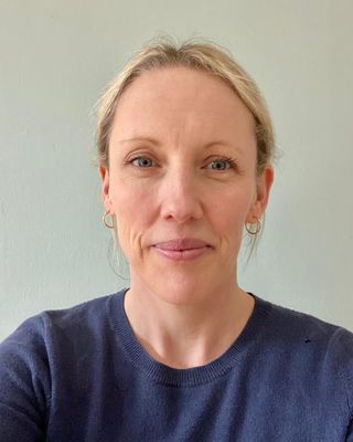 Photo of Dr Rhianne Hanbury, Psychologist, PsychD, HCPC - Clin. Psych.