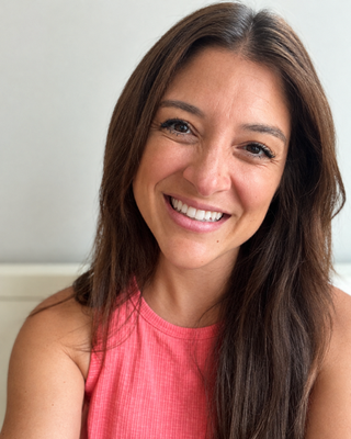 Photo of Vanessa Zocchia, Art Therapist, LCAT, DMT