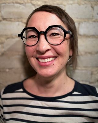 Photo of Lyndsy Deshima, Registered Psychotherapist