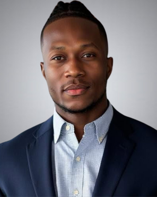 Photo of Momo Cole, Psychiatric Nurse Practitioner, APN, PMHNP, CRNP