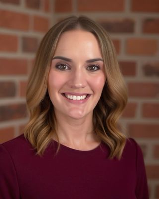 Photo of Laura Garza, Clinical Social Work/Therapist, EdD, LICSW