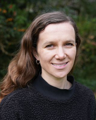 Photo of Eleanor Western - Eleanor Rusbridge, Psychotherapist, MA, UKCP Trainee