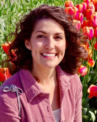 Photo of Courtney Saylors, Counselor in Woodinville, WA