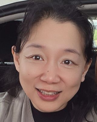 Photo of Jinglan (Maggie) Xie, Registered Psychotherapist (Qualifying)