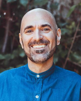 Photo of Andrés Salerno, Marriage & Family Therapist in Oakland, CA