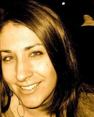 Photo of Kim Roschie, Clinical Social Work/Therapist, LISW-S