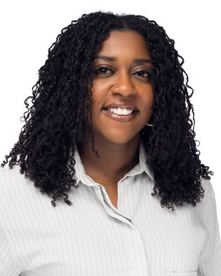 Photo of Shatona Hollingsworth - Living in Confidence Counseling Services, Clinical Social Work/Therapist, MSW, LCSW
